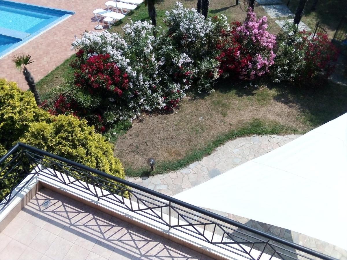 Villa Anna Leptokaryá Buitenkant foto
