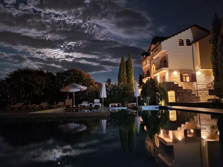 Villa Anna Leptokaryá Buitenkant foto