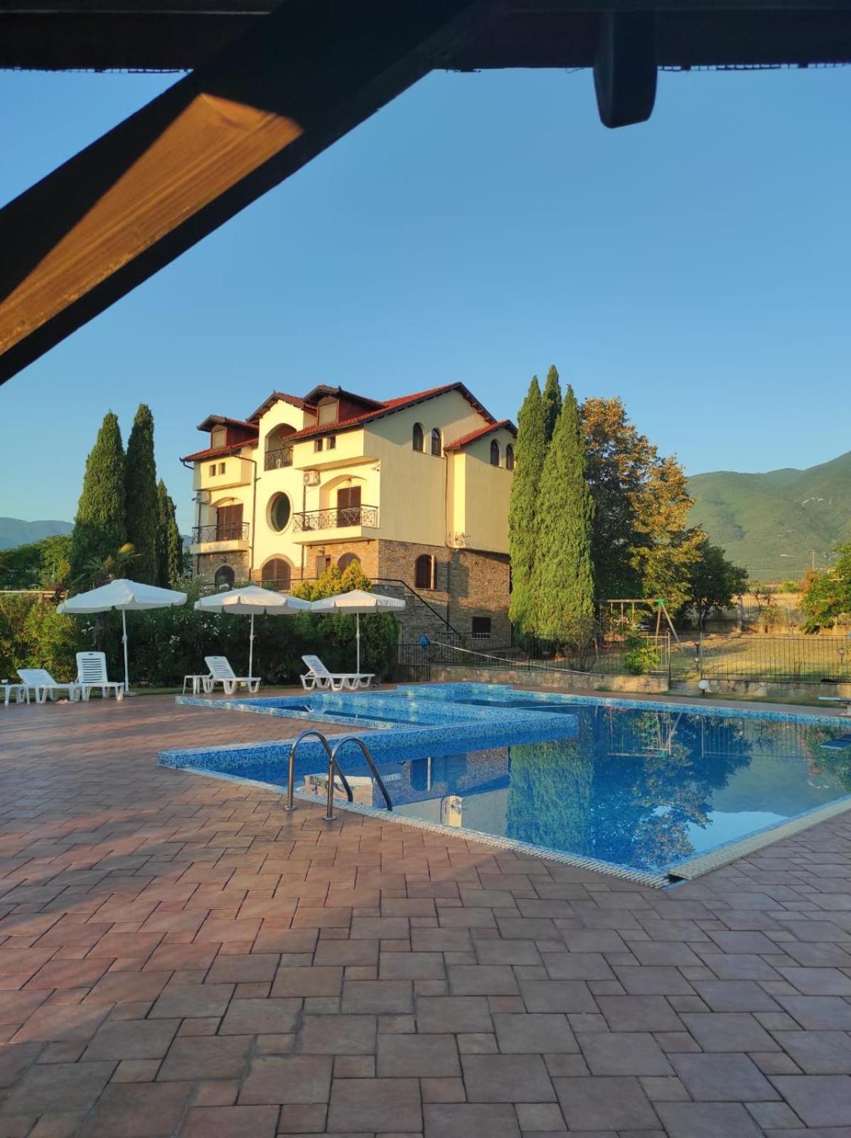 Villa Anna Leptokaryá Buitenkant foto
